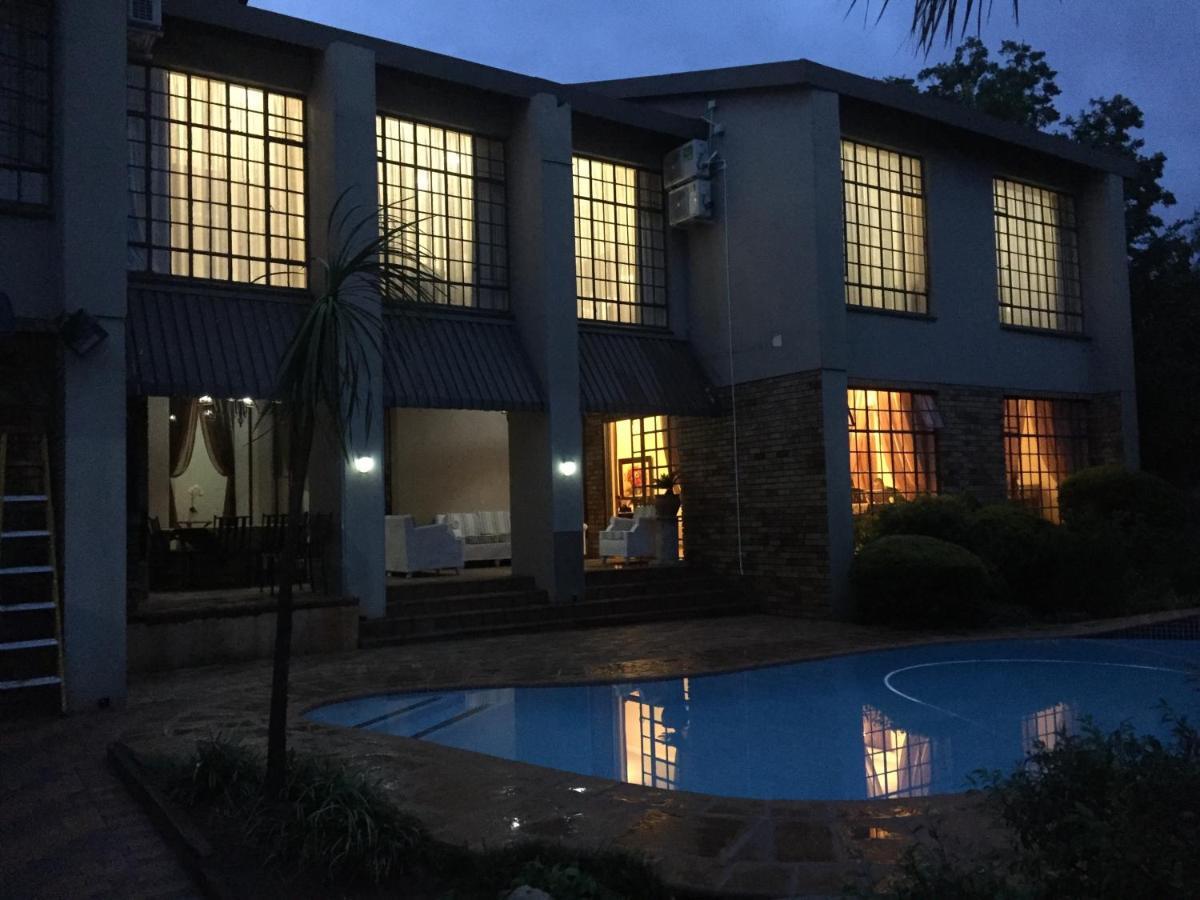 Sunset Manor Guest House Potchefstroom Exterior foto